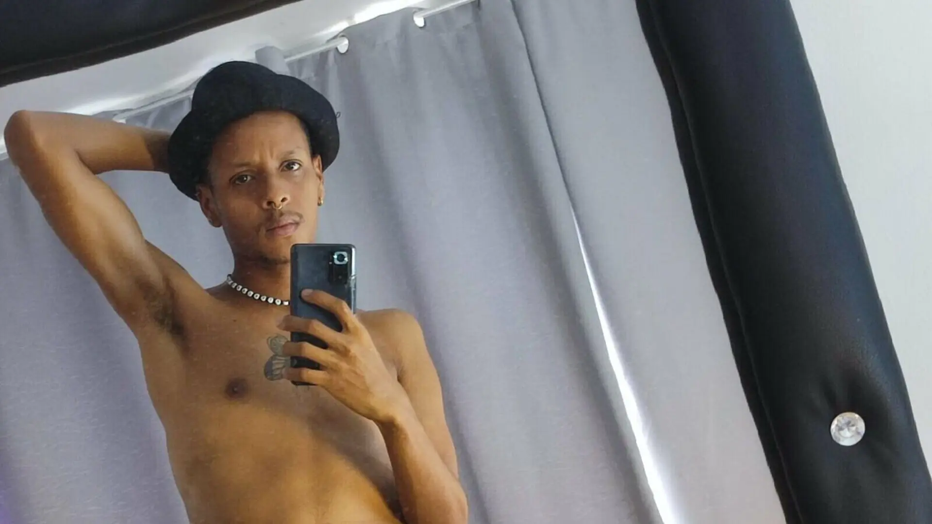 AaronScotth Cumshow Vip