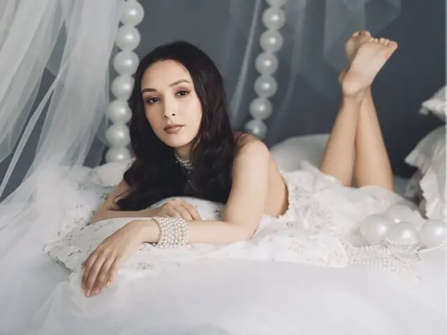 AmeliyaCarey Cumshow Vip