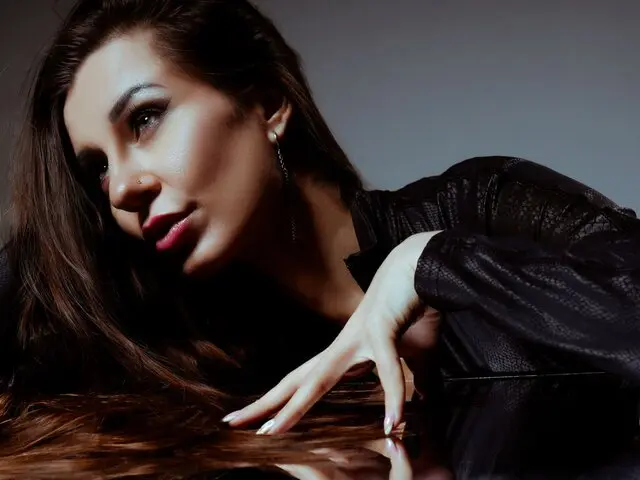 AnnaLeroy Cumshow Vip