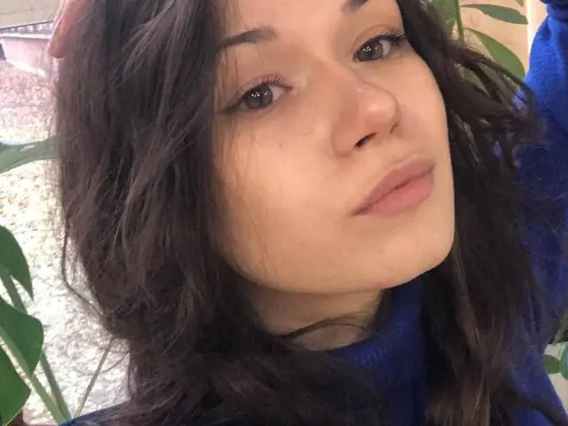 EllenaHymowitz Cumshow Vip