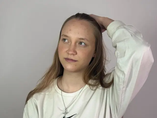 GeriDesjardins Cumshow Vip