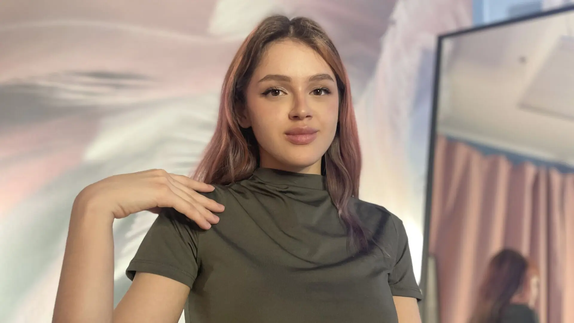 HollyBush Cumshow Vip