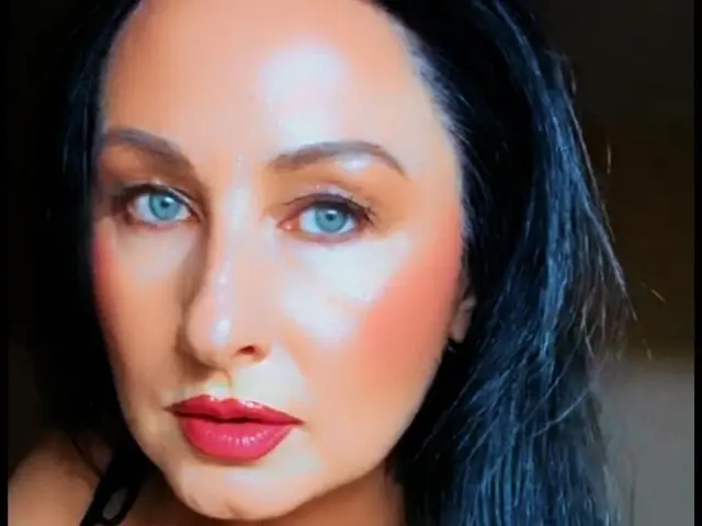 NellyDunn Cumshow Vip