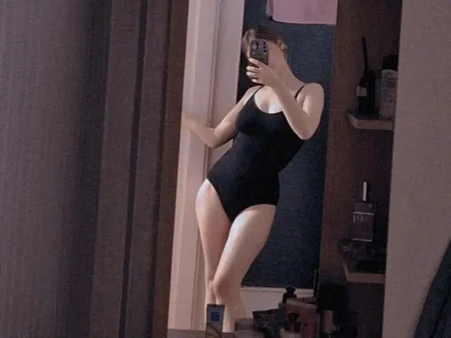 RinaAlmons Cumshow Vip