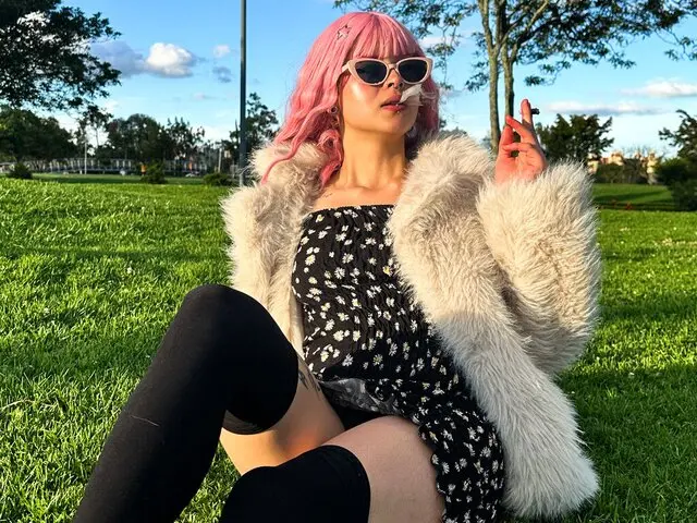 SaskiaVellour Cumshow Vip